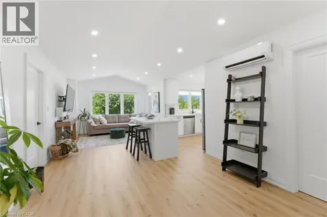 82 Cumming Court Ancaster ON L9G 1V3