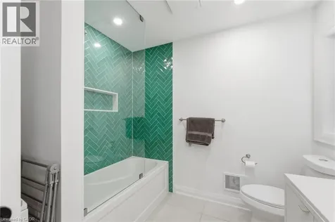 82 Cumming Court Ancaster ON L9G 1V3