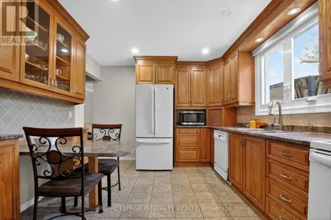 1646 Grey Nuns Drive Ottawa ON K1C 1T7