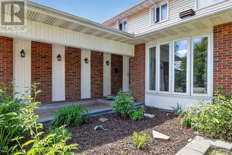 1646 Grey Nuns Drive Ottawa ON K1C 1T7