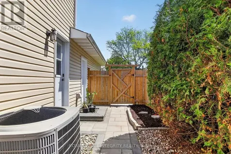 1646 Grey Nuns Drive Ottawa ON K1C 1T7