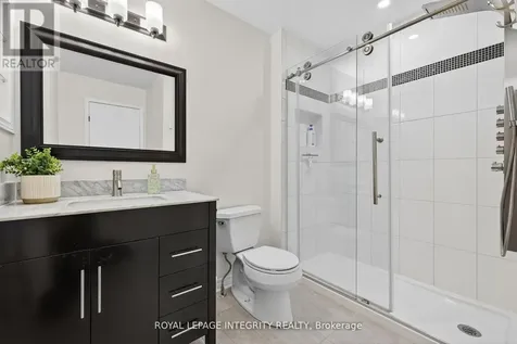 896 Bideford Street Ottawa ON K4A 2L9