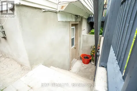 514 Lyon Street North Ottawa ON K1R 5X9