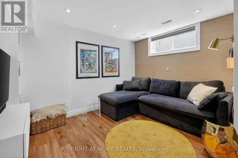 1187 Whiterock Street Ottawa ON K1J 1B2