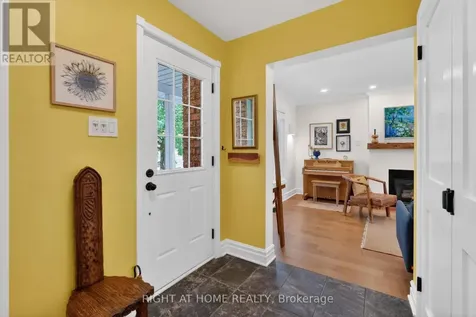 1187 Whiterock Street Ottawa ON K1J 1B2