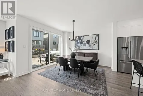 252 Ketchikan Crescent Ottawa ON K2T 0S2