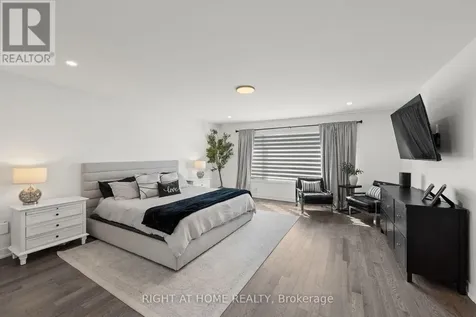 252 Ketchikan Crescent Ottawa ON K2T 0S2