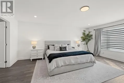 252 Ketchikan Crescent Ottawa ON K2T 0S2