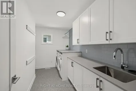 252 Ketchikan Crescent Ottawa ON K2T 0S2