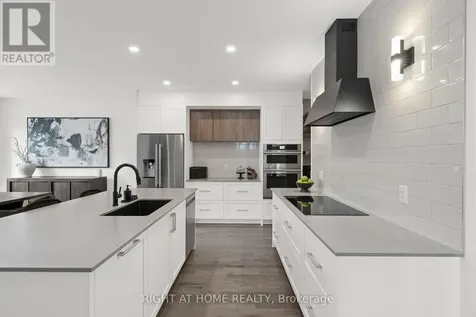 252 Ketchikan Crescent Ottawa ON K2T 0S2