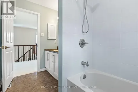 212 Huntsville Drive Ottawa ON K2T 0C6