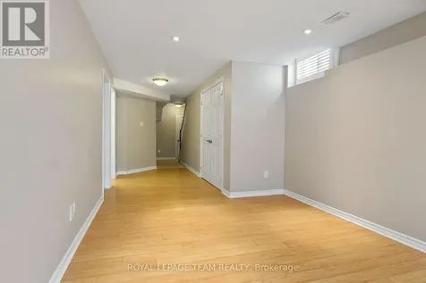 212 Huntsville Drive Ottawa ON K2T 0C6