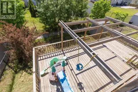212 Huntsville Drive Ottawa ON K2T 0C6