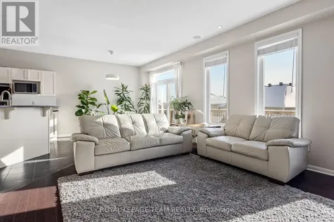 212 Huntsville Drive Ottawa ON K2T 0C6