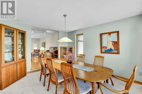 39 Biscayne Crescent Ottawa ON K2E 5R9
