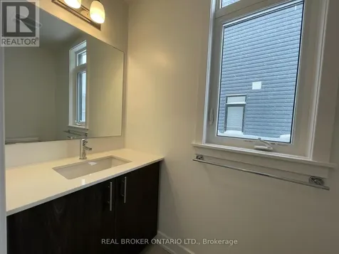882 Solarium Avenue Ottawa ON K4M 0K5