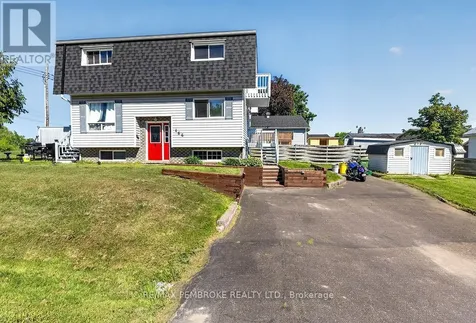 466 Gourley Avenue Pembroke ON K8A 8J5