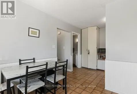 466 Gourley Avenue Pembroke ON K8A 8J5