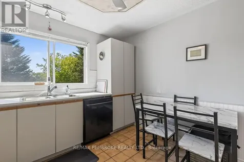 466 Gourley Avenue Pembroke ON K8A 8J5