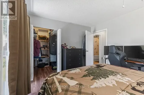 466 Gourley Avenue Pembroke ON K8A 8J5