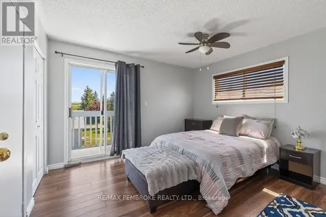 466 Gourley Avenue Pembroke ON K8A 8J5