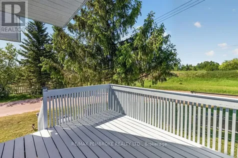 466 Gourley Avenue Pembroke ON K8A 8J5