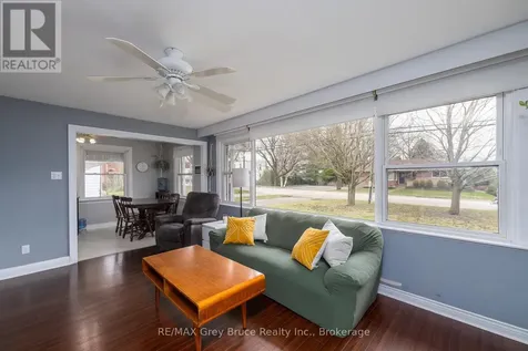 2120 4th Avenue West Owen Sound ON N4K 4Y5