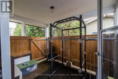 2120 4th Avenue West Owen Sound ON N4K 4Y5