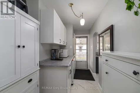 2120 4th Avenue West Owen Sound ON N4K 4Y5