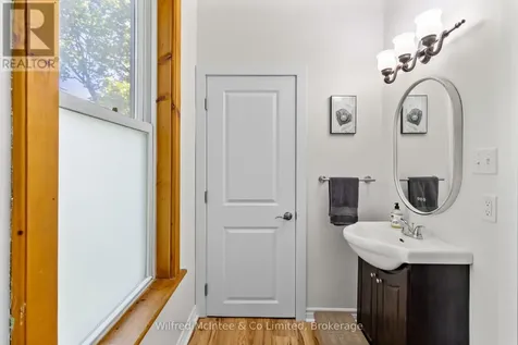 74 Arthur Street West Minto ON N0G 1Z0