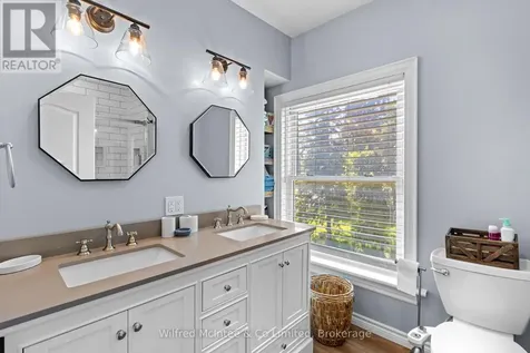 74 Arthur Street West Minto ON N0G 1Z0