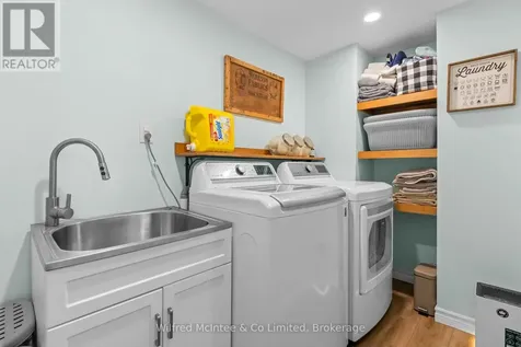 74 Arthur Street West Minto ON N0G 1Z0