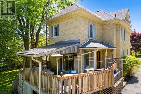 74 Arthur Street West Minto ON N0G 1Z0