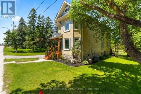 74 Arthur Street West Minto ON N0G 1Z0
