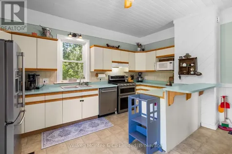 74 Arthur Street West Minto ON N0G 1Z0