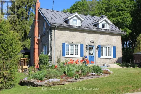 724 Gould Street North South Bruce Peninsula ON N0H 2T0