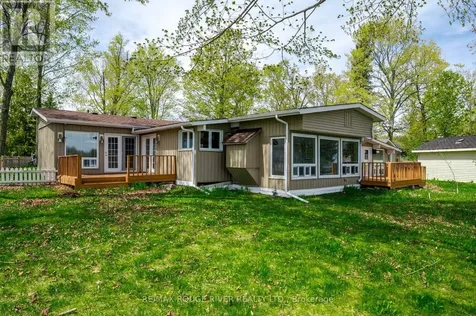 30 Edgewater Drive Selwyn ON K0L 1T0