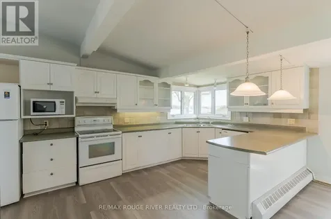30 Edgewater Drive Selwyn ON K0L 1T0