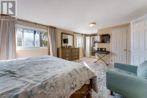 15 Copper Leaf Street Kitchener ON N2E 3T3