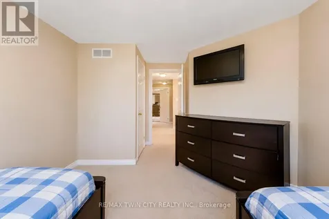 15 Copper Leaf Street Kitchener ON N2E 3T3