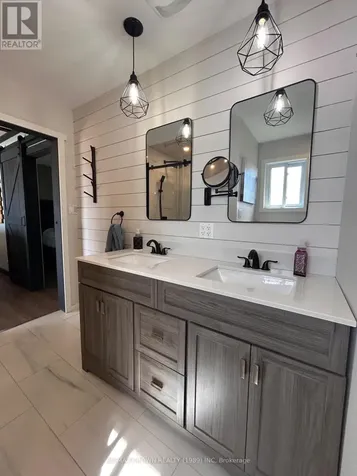 31 Lefebvre Peninsula, Moonbeam Road Kapuskasing ON P0L 1V0