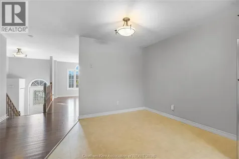 219 Greenfield Lane Chatham ON N7L 5N3