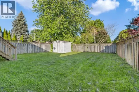 219 Greenfield Lane Chatham ON N7L 5N3