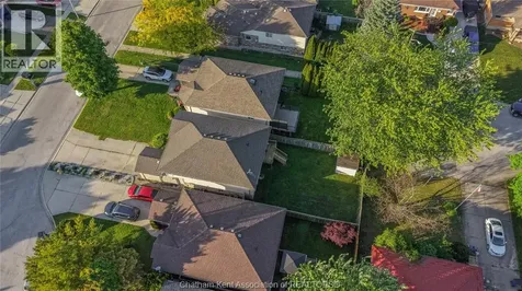 219 Greenfield Lane Chatham ON N7L 5N3