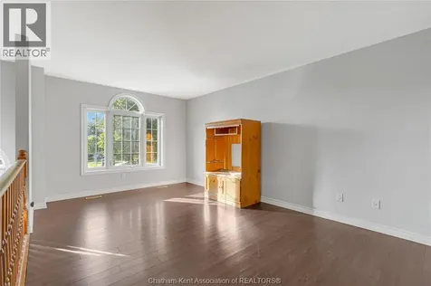 219 Greenfield Lane Chatham ON N7L 5N3