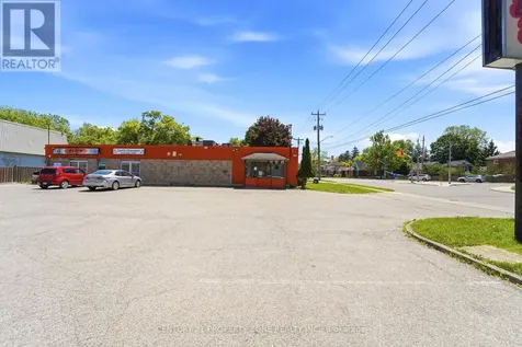 79 Elgin Street North Cambridge ON N1R 5H4