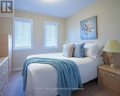 523 Windflower Crescent Kitchener ON N2E 3T2