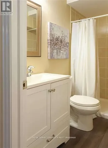 523 Windflower Crescent Kitchener ON N2E 3T2