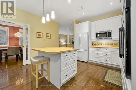 301 Rockingham Court Cobourg ON K9A 5W3