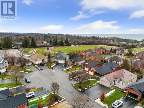 301 Rockingham Court Cobourg ON K9A 5W3